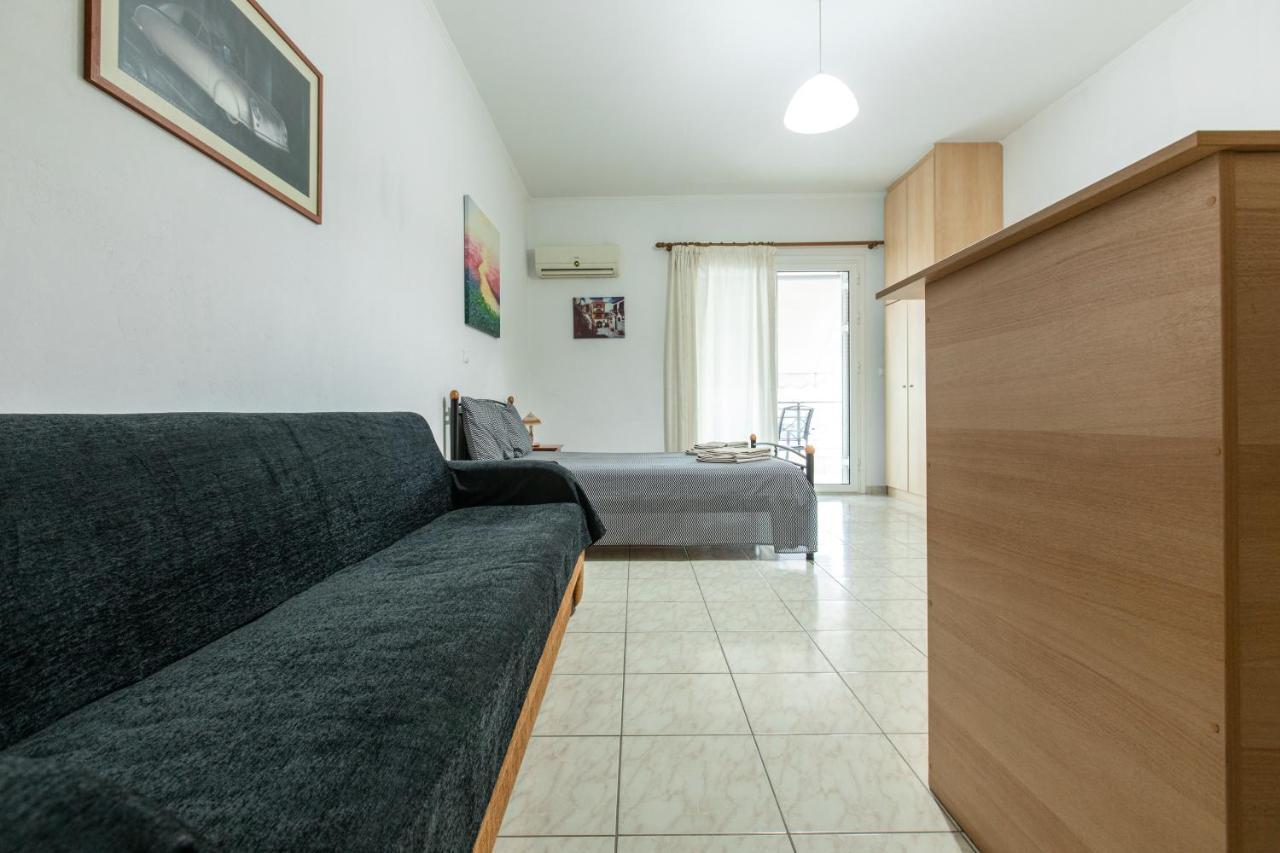 Central Cozy Apartment 3 Спарти Екстериор снимка
