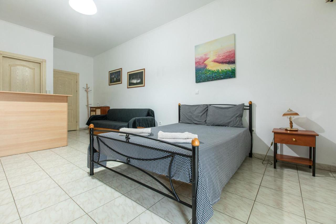 Central Cozy Apartment 3 Спарти Екстериор снимка